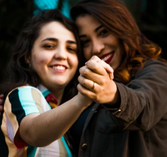 Casamento homoafetivo no Brasil: como funciona, quais são os direitos e os desafios atuais